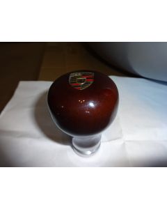 356/550 PORSCHE REPLICA Steering wheel, shift knob, helmet faring.