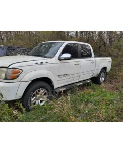 05 Toyota tundra for parts
Interior is tan excellent condition
Selling all parts will pull if needed.

Already sold list:
Front bumper
Side rails
Transmission 
Catalytic converter 
Ac compressor
Starter
Battery 
Radio
Seats
Carpet
Tailgate 
Radiator
Passe