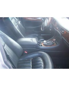 Air Flow Meter Base Fits 99-03 XJ8 4605