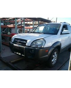 Audio Equipment Radio Receiver AM-FM-6CD-cassette Fits 05-06 TUCSON 153345