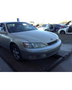 Driver Left Front Spindle/Knuckle Fits 97-04 AVALON 124452