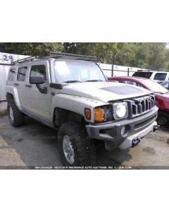 2007-2008 Hummer H3 Rear Axle Assembly- 4.56 Ratio, w/ Off-Road Package