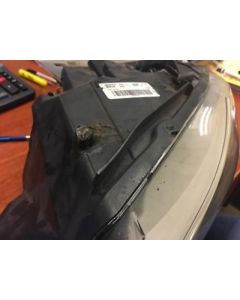 Driver Headlight Sedan Canada Market Without Xenon Fits 06-08 BMW 323i 746978