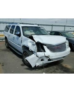 Driver Left Headlight Denali Fits 07-14 YUKON 772962
