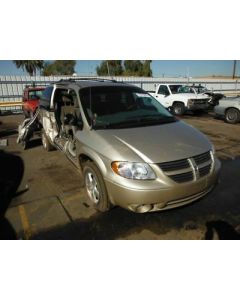 Driver Radiator Fan Motor Fan Assembly Thru 1/31/05 Fits 01-05 CARAVAN 356345